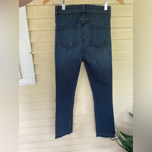 VERONICA BEARD The Carly 11” Kick Flare Jean Raw Hem Women’s Size 24 - Picture 5 of 9